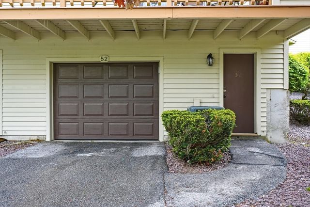 52 Apache Way 52, Tewksbury, MA 01876