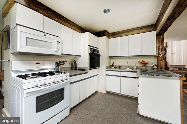 33195 MILLVILLE RD, Upperville, VA 20184