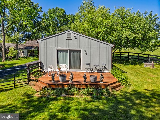 33195 MILLVILLE RD, Upperville, VA 20184