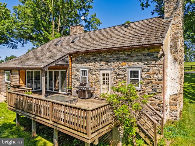 33195 MILLVILLE RD, Upperville, VA 20184