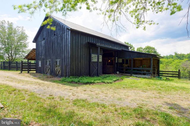 33195 MILLVILLE RD, Upperville, VA 20184