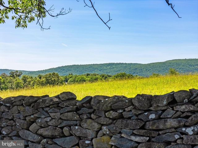 33195 MILLVILLE RD, Upperville, VA 20184