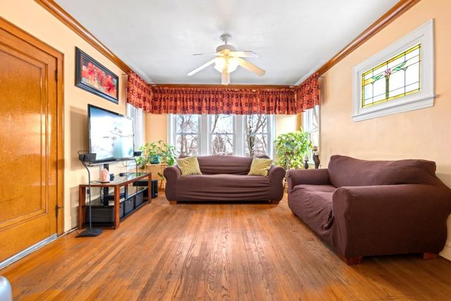 4222 Prescott Avenue, Lyons, IL 60534