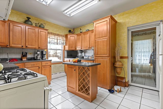 4222 Prescott Avenue, Lyons, IL 60534