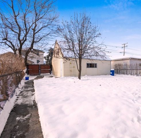 4222 Prescott Avenue, Lyons, IL 60534