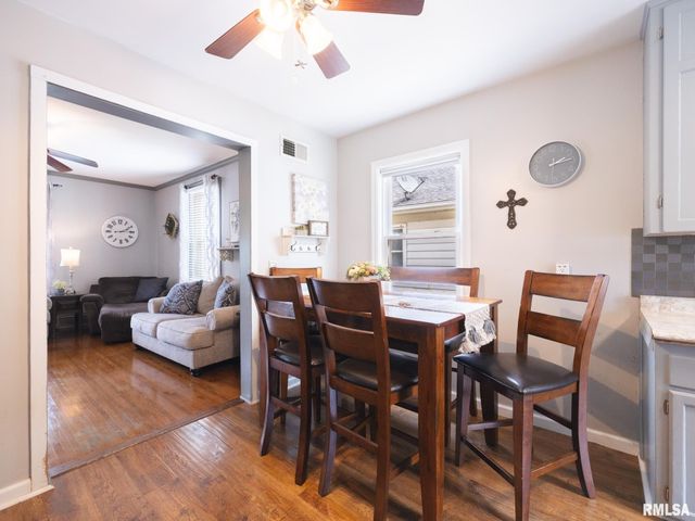 2026 W HEADING Avenue, West Peoria, IL 61604