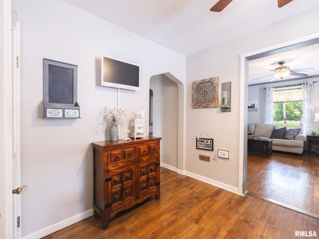 2026 W HEADING Avenue, West Peoria, IL 61604