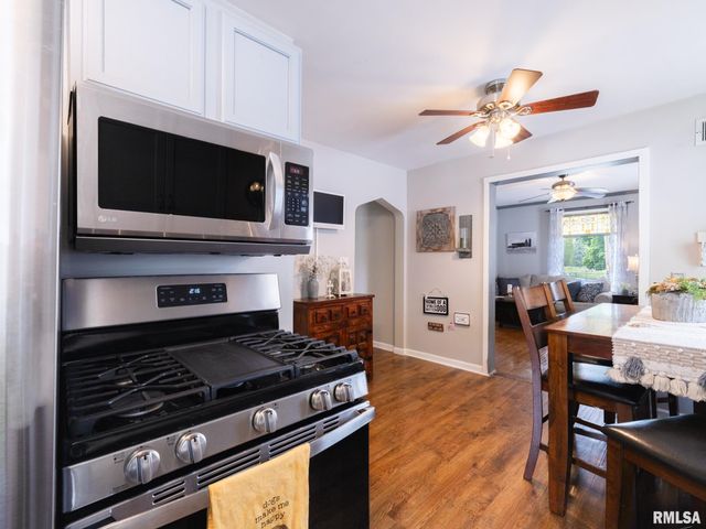 2026 W HEADING Avenue, West Peoria, IL 61604