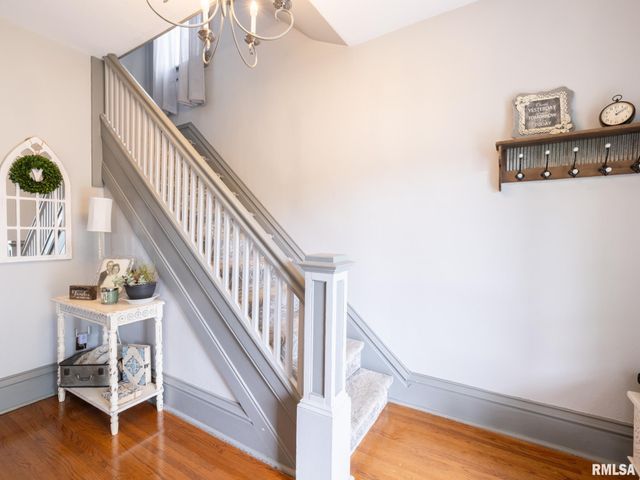2026 W HEADING Avenue, West Peoria, IL 61604