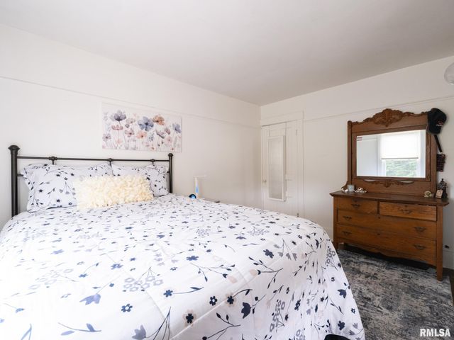 2026 W HEADING Avenue, West Peoria, IL 61604