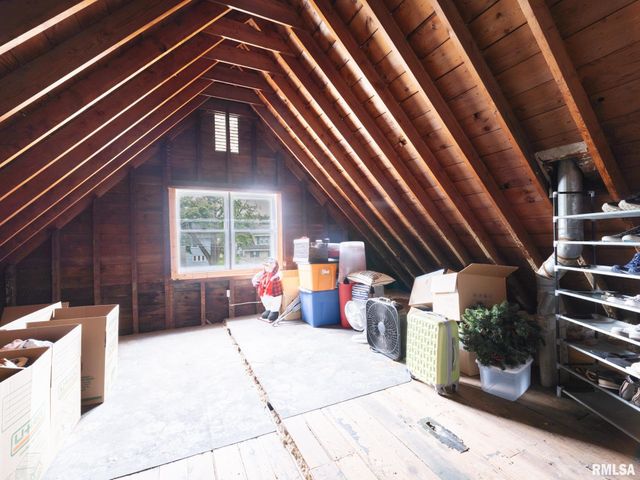 2026 W HEADING Avenue, West Peoria, IL 61604