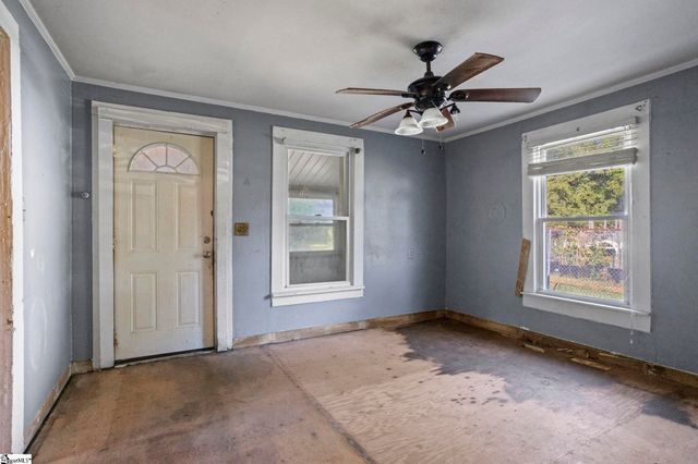 219 Heatherly Drive, Greenville, SC 29611