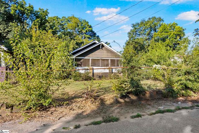 219 Heatherly Drive, Greenville, SC 29611