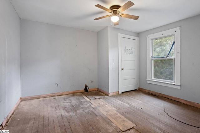 219 Heatherly Drive, Greenville, SC 29611