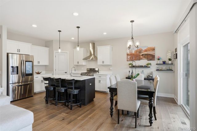 15365 Eton Pointe Drive, Clinton Charter Township, MI 48035