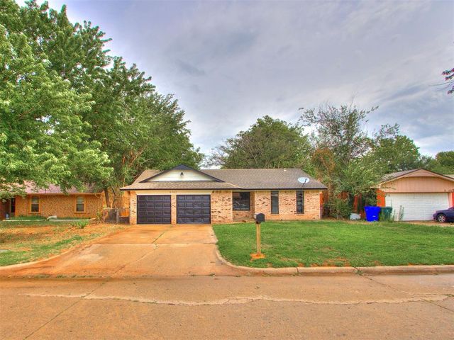 9707 NE 2nd Place, Midwest City, OK 73130