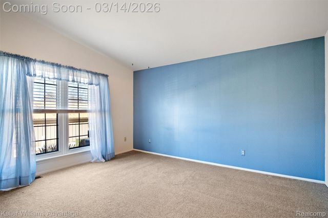 40015 Crosswinds Drive, Novi, MI 48375