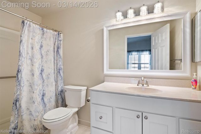 40015 Crosswinds Drive, Novi, MI 48375