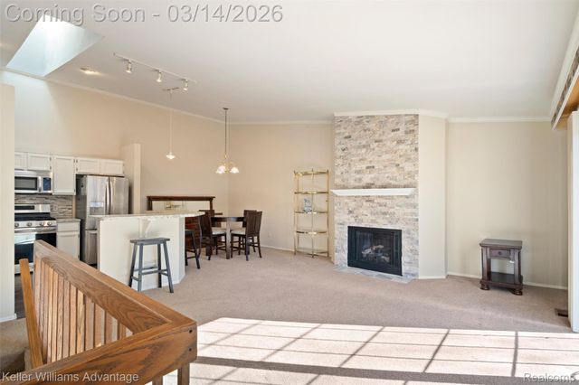 40015 Crosswinds Drive, Novi, MI 48375