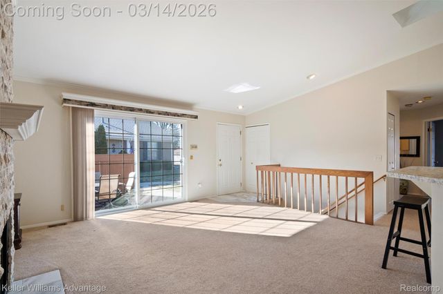 40015 Crosswinds Drive, Novi, MI 48375