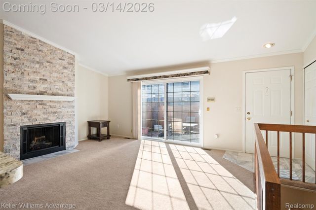 40015 Crosswinds Drive, Novi, MI 48375