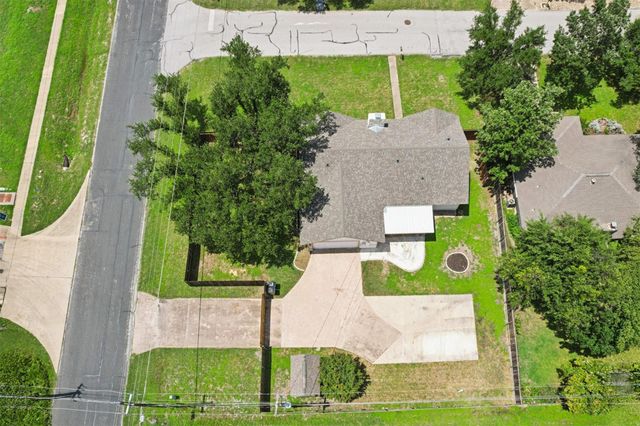 8511 Slant Oak DR, Austin, TX 78729
