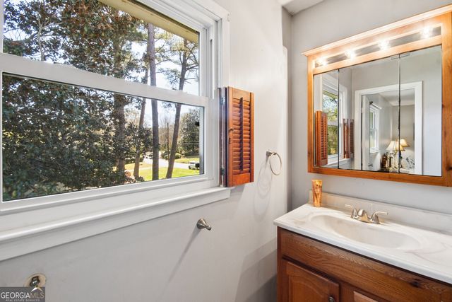 3280 Foxwood Trail SE, Smyrna, GA 30082