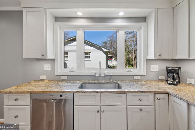 3280 Foxwood Trail SE, Smyrna, GA 30082