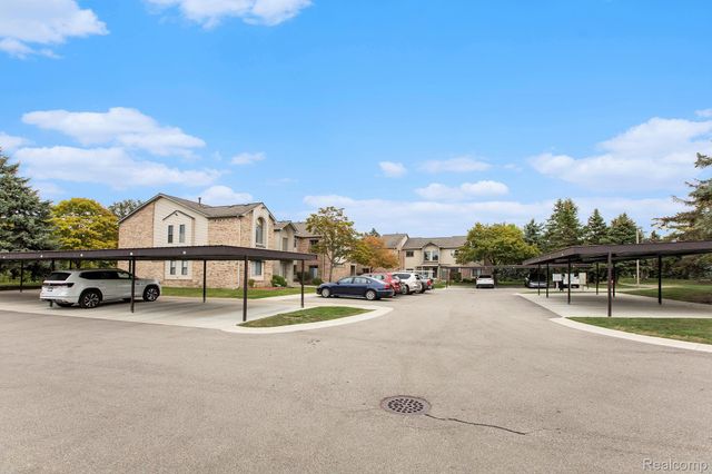 42739 Lilley Pointe Drive 119, Canton Charter Township, MI 48187