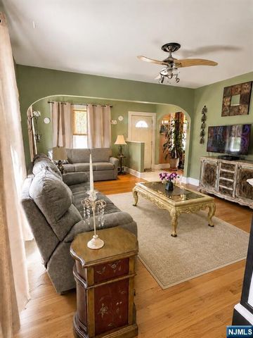 70 Franklin Street, Little Ferry, NJ 07643