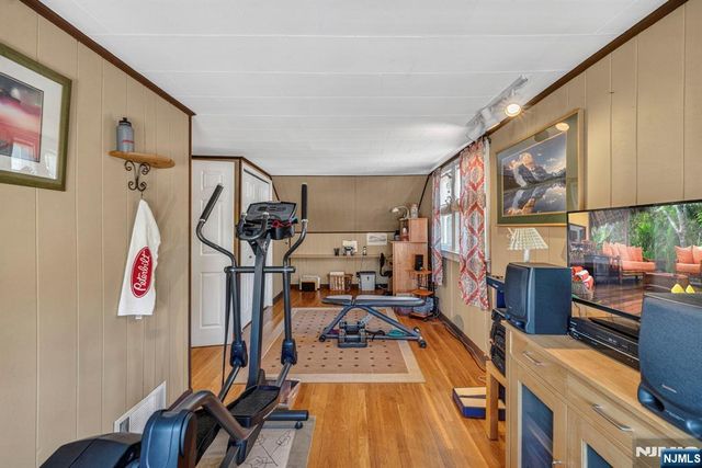 70 Franklin Street, Little Ferry, NJ 07643