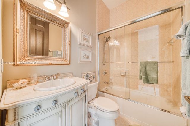7601 SW 187th Street, Cutler Bay, FL 33157