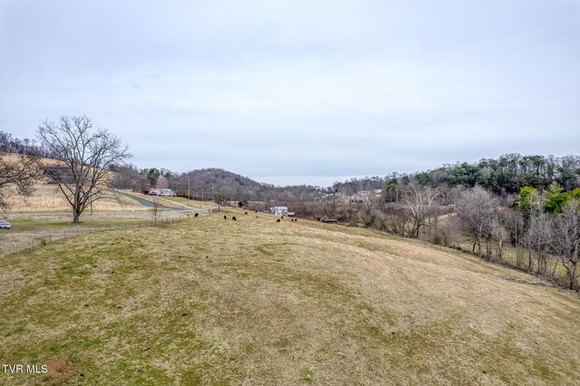 707 Egypt Road, Bluff City, TN 37618