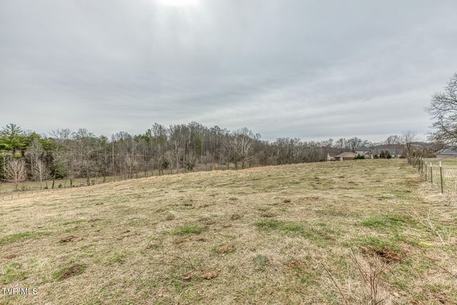 707 Egypt Road, Bluff City, TN 37618
