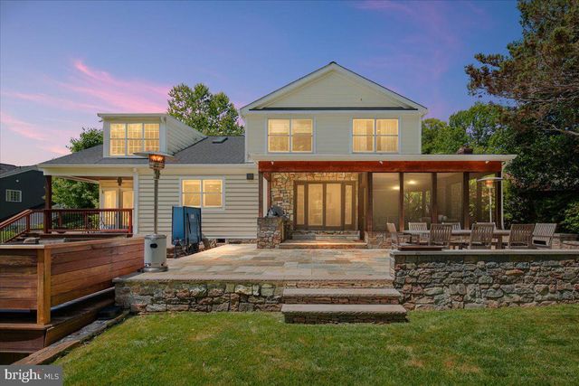 6413 KENHOWE DR, Bethesda, MD 20817