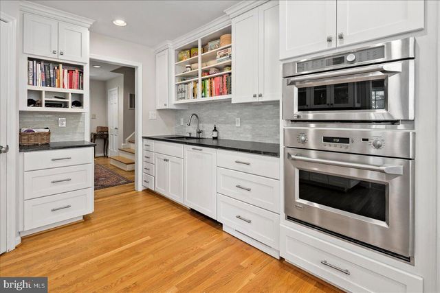 6413 KENHOWE DR, Bethesda, MD 20817