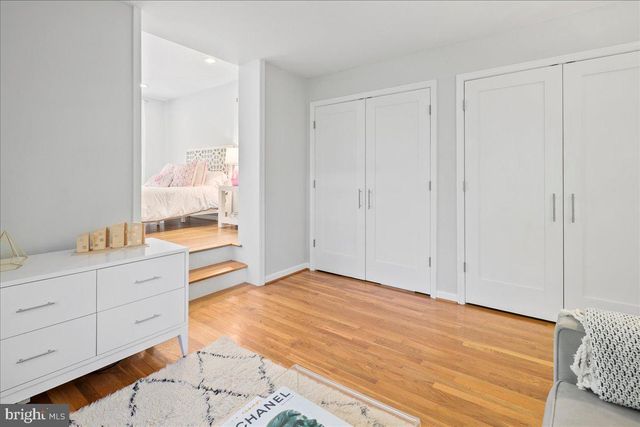 6413 KENHOWE DR, Bethesda, MD 20817