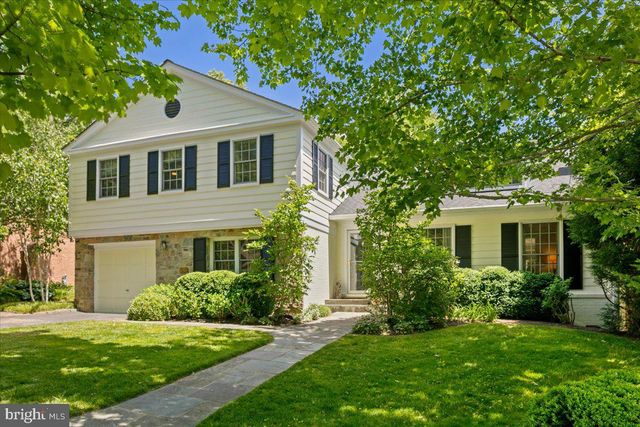 6413 KENHOWE DR, Bethesda, MD 20817