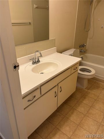 770 West Ferry Street 7A, Buffalo, NY 14222