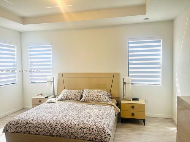 560 NE 206th Lane, Miami, FL 33179