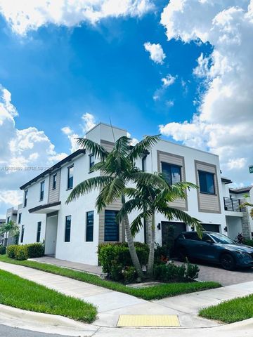 560 NE 206th Lane, Miami, FL 33179