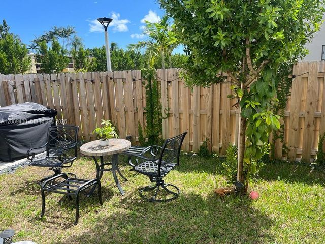 560 NE 206th Lane, Miami, FL 33179
