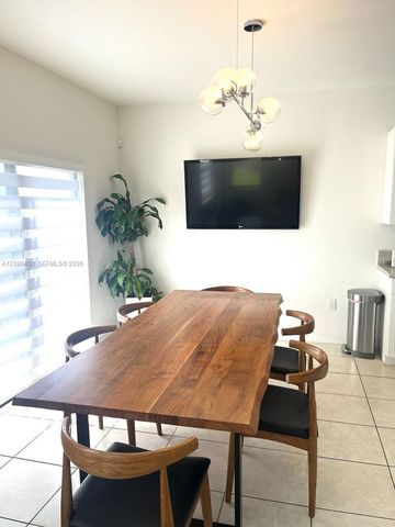 560 NE 206th Lane, Miami, FL 33179