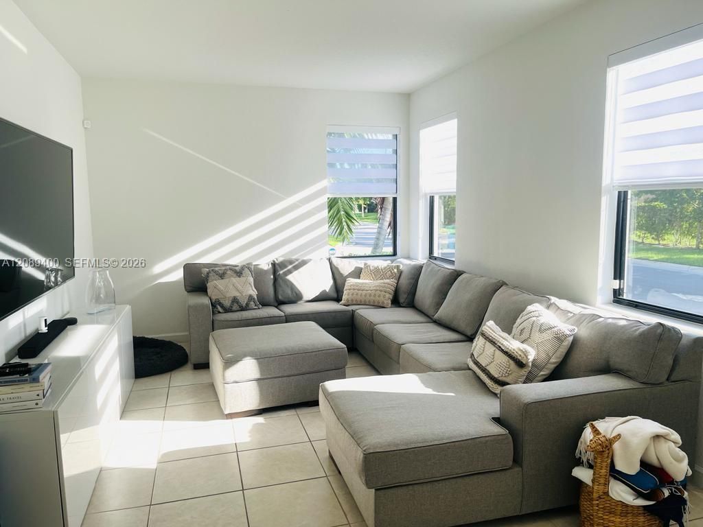 560 NE 206th Lane, Miami, FL 33179