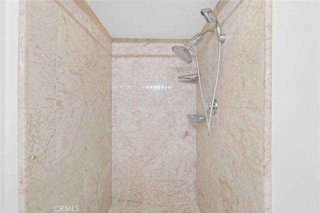 8402 Sunbeam Cir, Huntington Beach, CA 92646