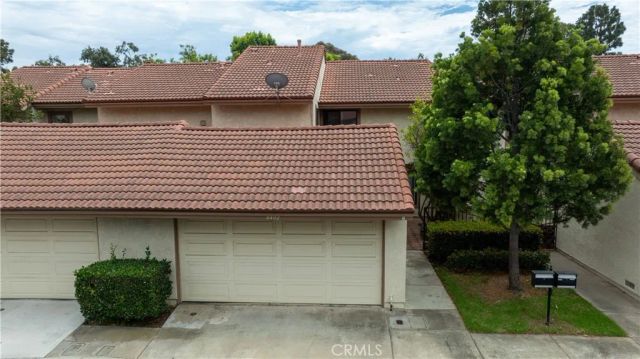 8402 Sunbeam Cir, Huntington Beach, CA 92646