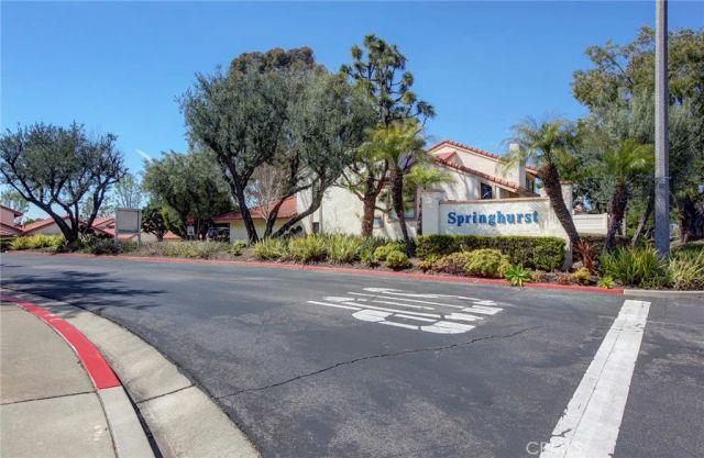 8402 Sunbeam Cir, Huntington Beach, CA 92646