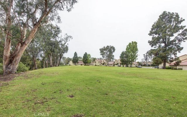 8402 Sunbeam Cir, Huntington Beach, CA 92646