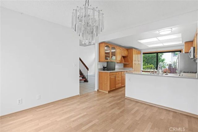 8402 Sunbeam Cir, Huntington Beach, CA 92646