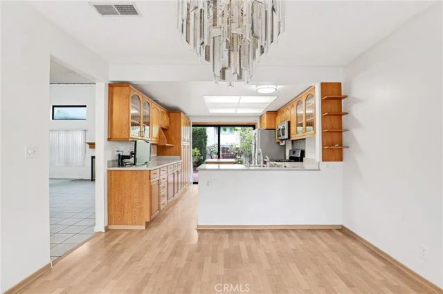 8402 Sunbeam Cir, Huntington Beach, CA 92646